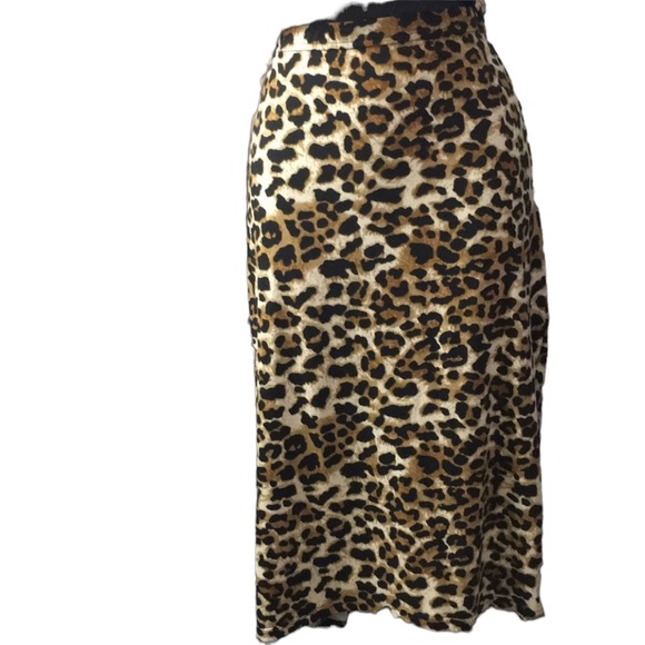 Two piece skirt set - Picture 3 of 3